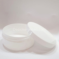 Plastic Jar 250Gr White